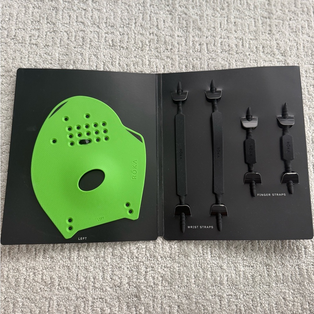 Roka swim paddles small
